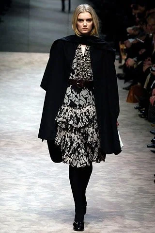 Look 16